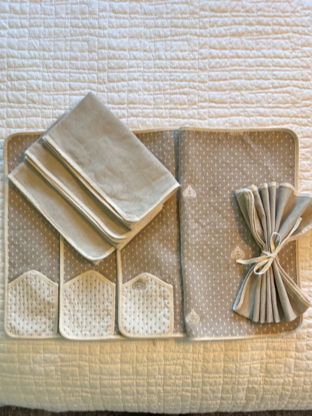 Taupe Bee and Polka Dot Placemat and Matching Napkin Set of Four